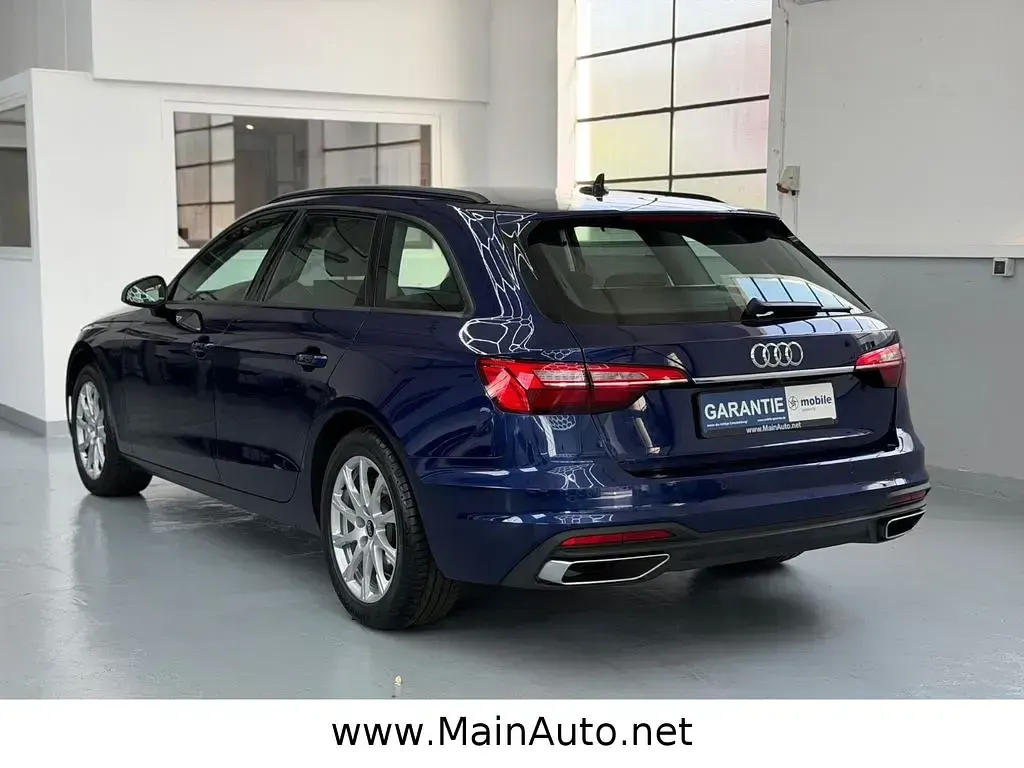 Gebraucht Audi A4 Sport 150 PS (110 kW) 2023 Blau Kombi