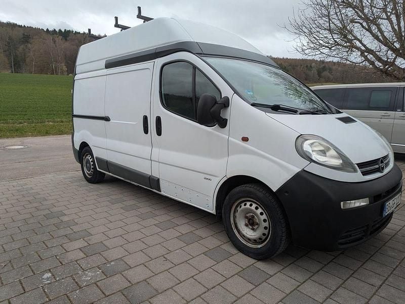 Gebraucht Opel Vivaro 101 PS (74 kW) 2006 Weiß Van / Kleinbus