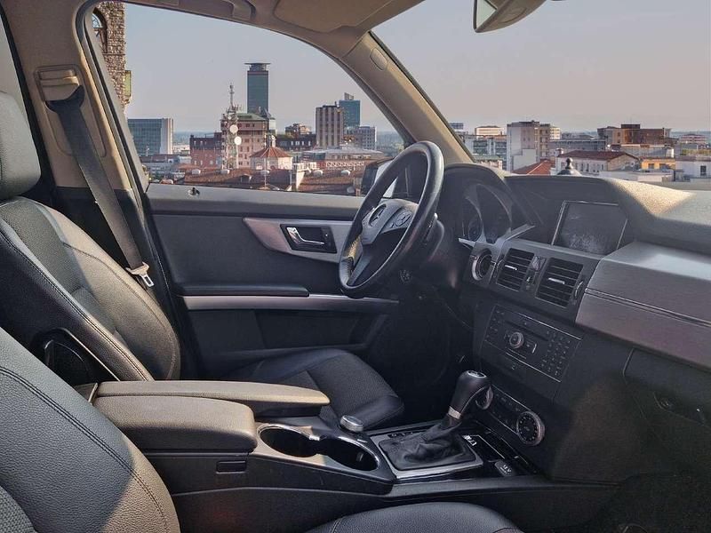 Gebraucht Mercedes 320 224 PS (164 kW) 2010 Schwarz Kombi