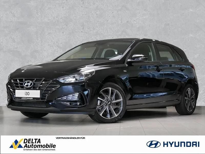 Phantom black / mic Gebraucht 2022 Hyundai i30 Trend Limousine | 11.890 € (Superpreis) - Bild 1/1