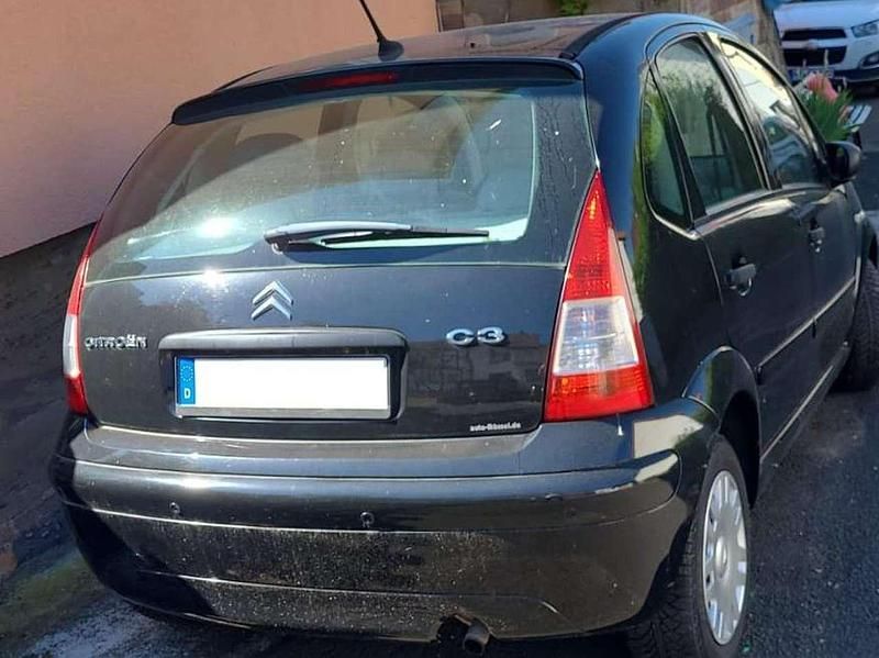 Gebraucht Citroën C3 Comfort 88 PS (64 kW) 2008 Schwarz Kleinwagen