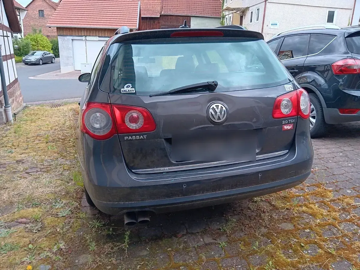 Gebraucht VW Passat 140 PS (102 kW) 2008 Braun Kombi