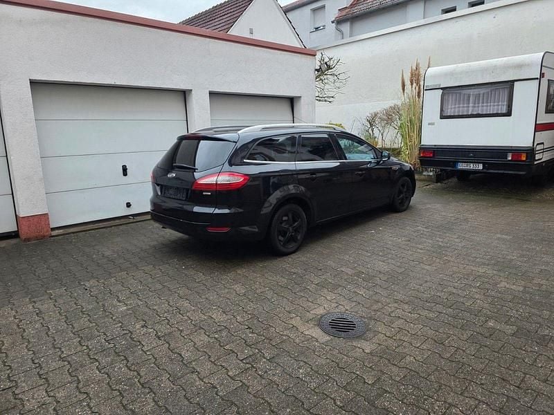 Gebraucht Ford Mondeo Titanium 140 PS (102 kW) 2008 Schwarz Kombi