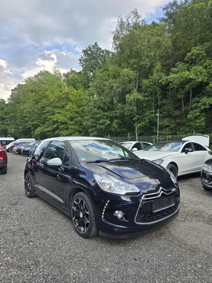 Gebraucht Citroën DS3 82 PS (60 kW) 2014 Blau Kleinwagen