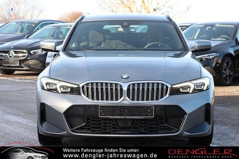 Gebraucht BMW 330 M Sport 245 PS (180 kW) 2024 Syscraper grau metallic Kombi