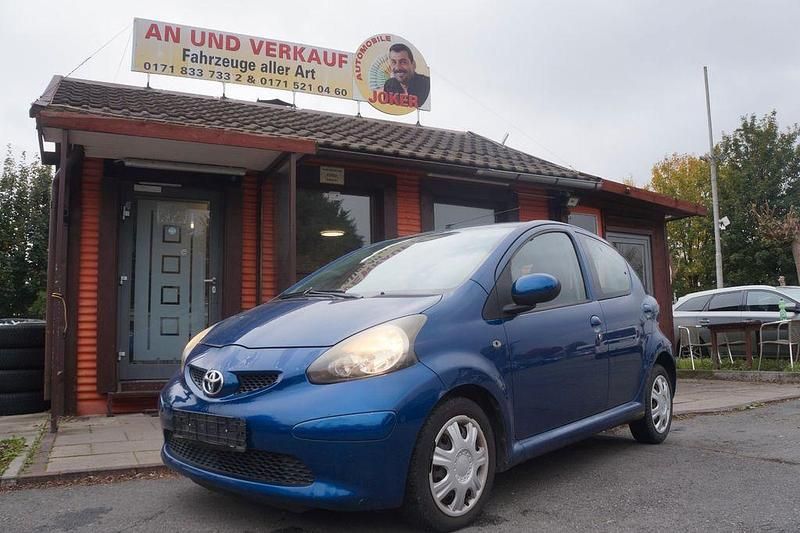 Gebraucht Toyota Aygo Cool 68 PS (50 kW) 2009 Blau Kleinwagen