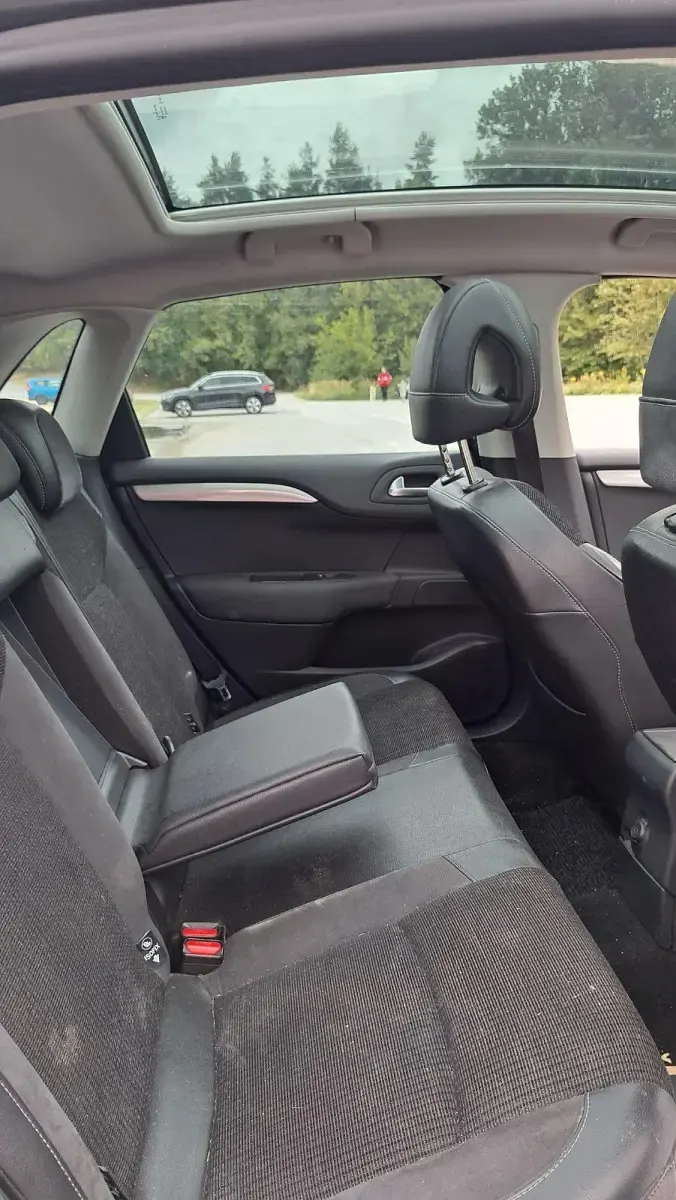 Gebraucht Citroën C4 110 PS (80 kW) 2011 Grau Limousine