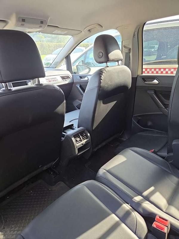 Gebraucht VW Touran 150 PS (110 kW) 2016 Beige Van / Kleinbus