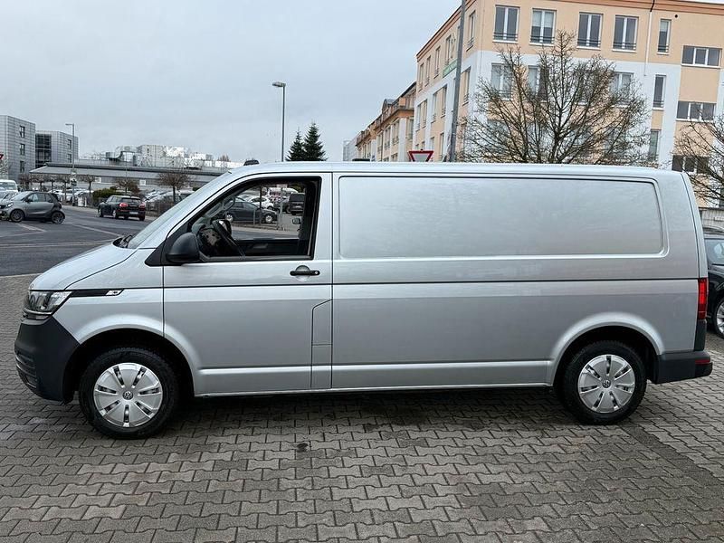 Gebraucht VW Transporter 110 PS (80 kW) 2021 Silber Van