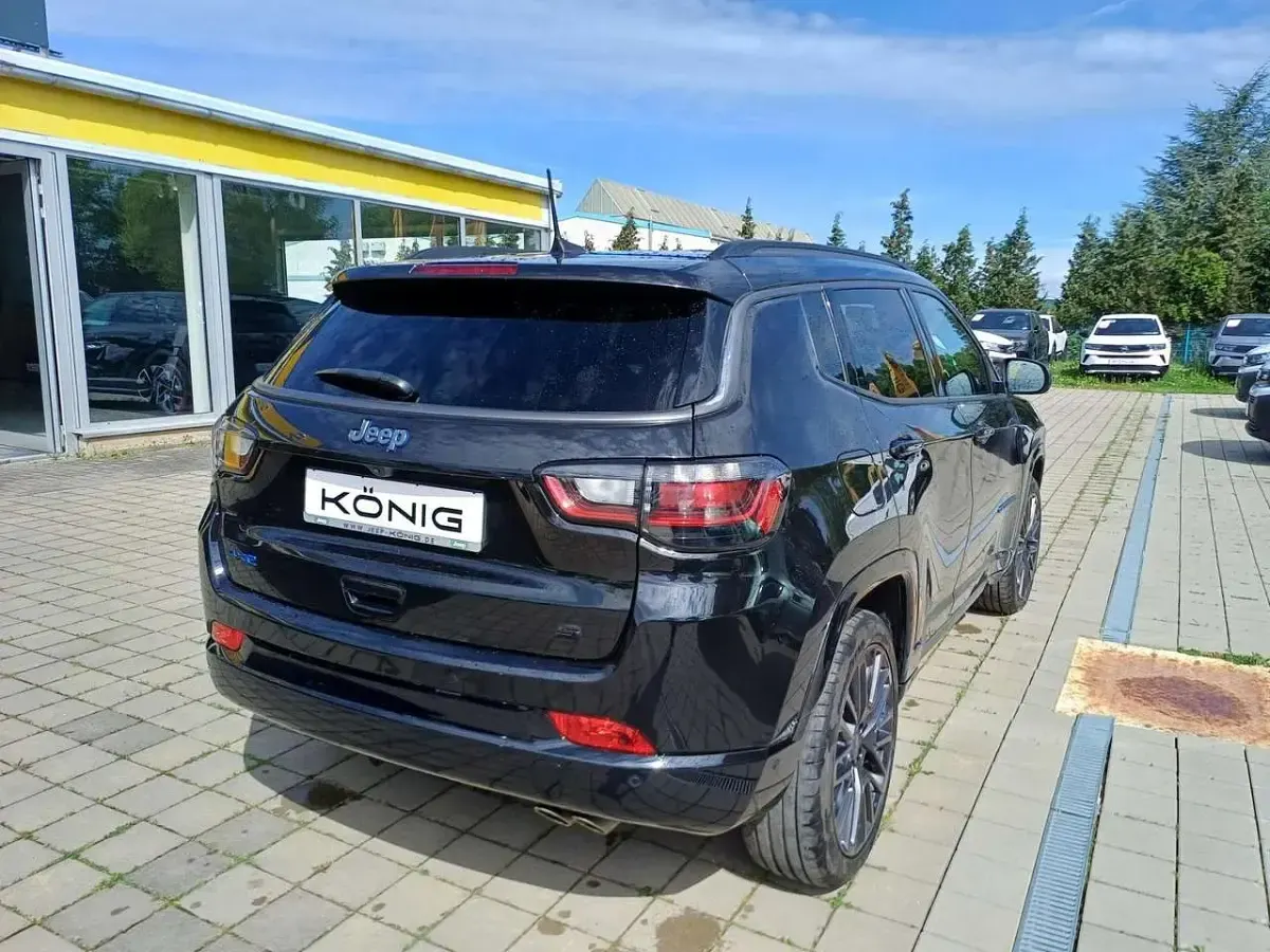 Gebraucht Jeep Compass 180 PS (132 kW) 2022 Schwarz SUV