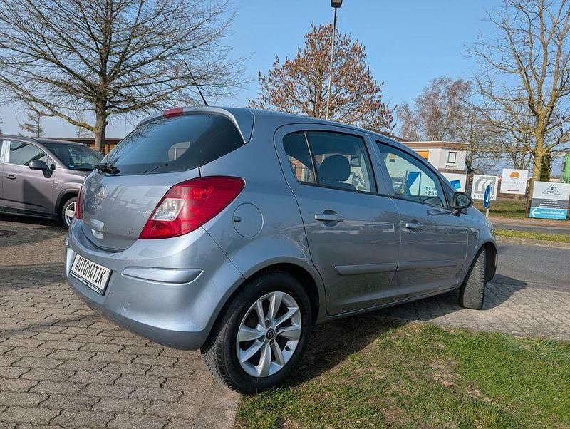 Gebraucht Opel Corsa Catch Me 90 PS (66 kW) 2007 Silber Kleinwagen