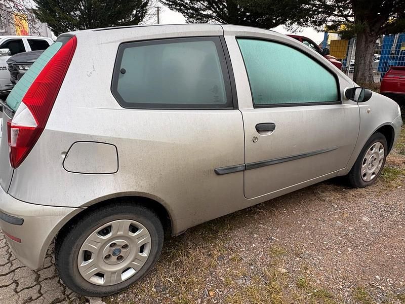Gebraucht Fiat Punto 60 PS (44 kW) 2003 Grau Kleinwagen