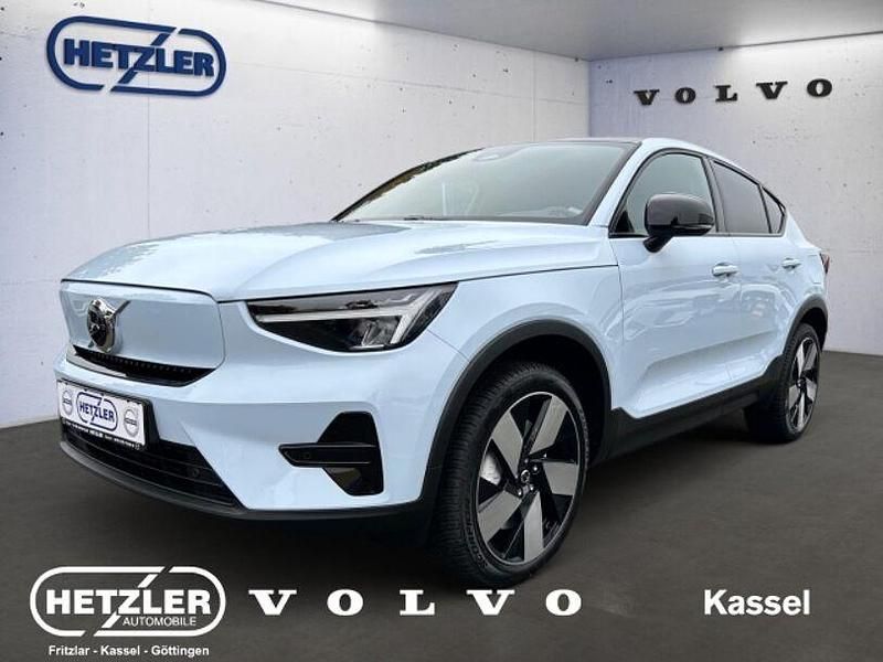 Cloud blue, solid / solid Gebraucht 2024 Volvo C40 Plus SUV | 49.850 € (Teuer) - Bild 1/4