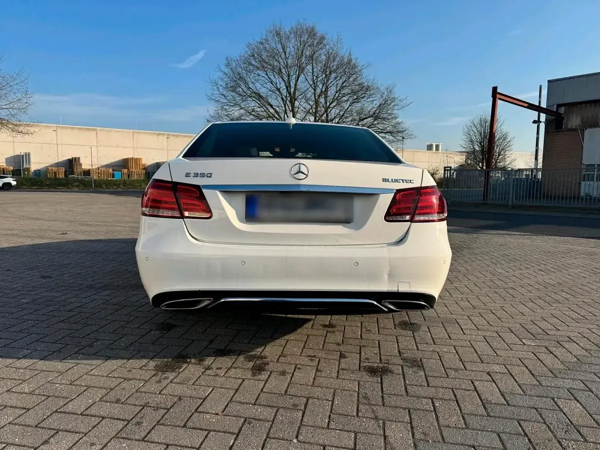 Gebraucht Mercedes E350 258 PS (189 kW) 2014 Weiß Limousine