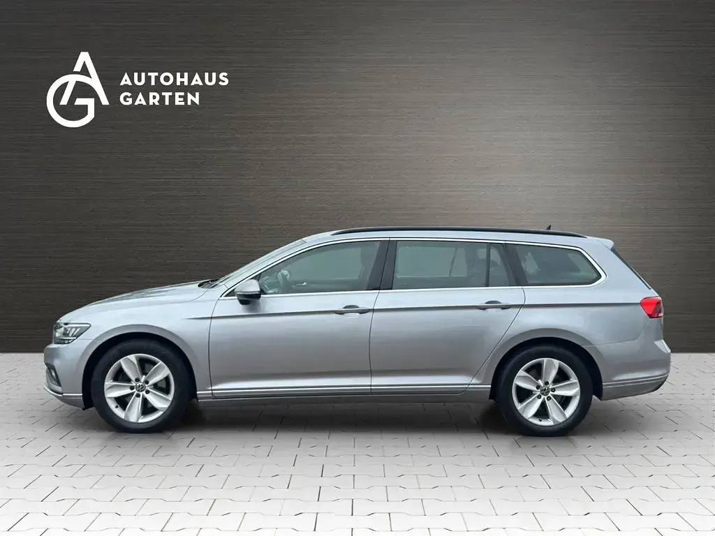 Second-hand VW Passat 200 CP (147 kW) 2023 Argintiu Break
