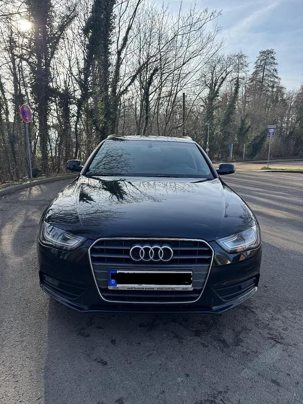 Gebraucht Audi A4 Comfort 150 PS (110 kW) 2015 Schwarz Kombi