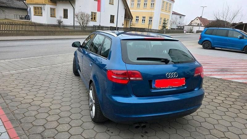 Gebraucht Audi A3 160 PS (117 kW) 2009 Blau Kleinwagen