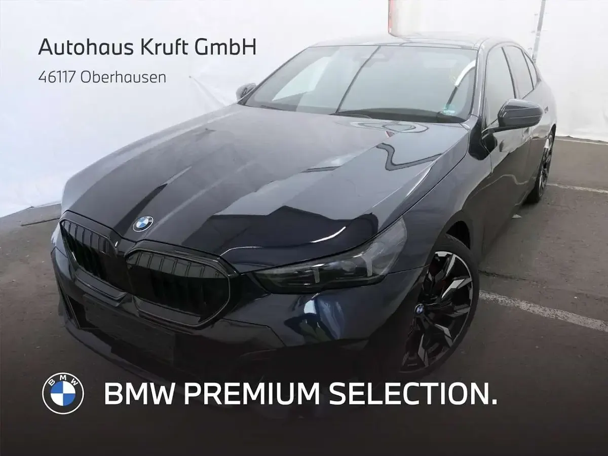 Gebraucht BMW 540 M Sport 303 PS (222 kW) 2025 M carbonschwarz Limousine