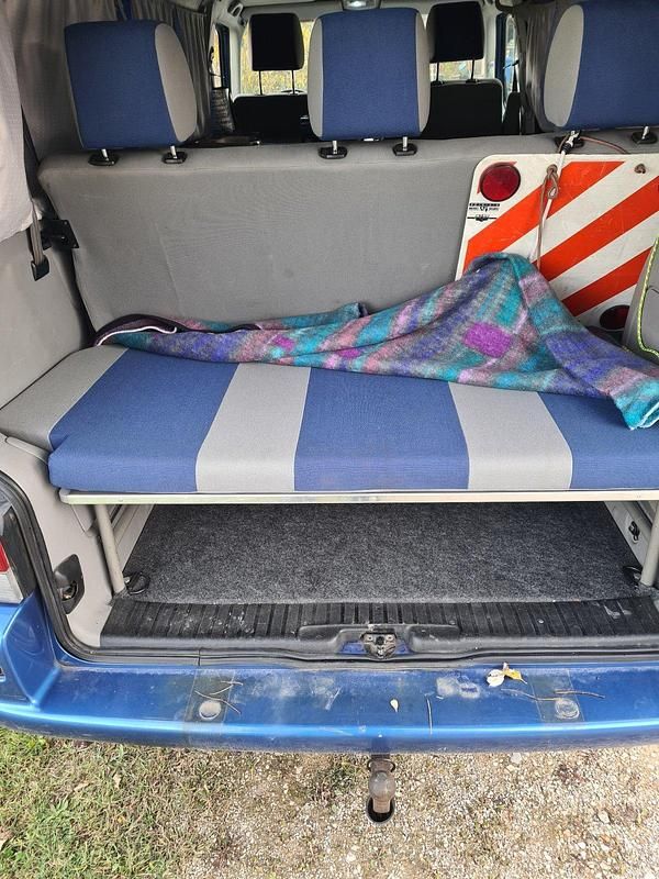 Blau Gebraucht 2002 VW T4 Van | 4.100 € (Superpreis) - Bild 1/4