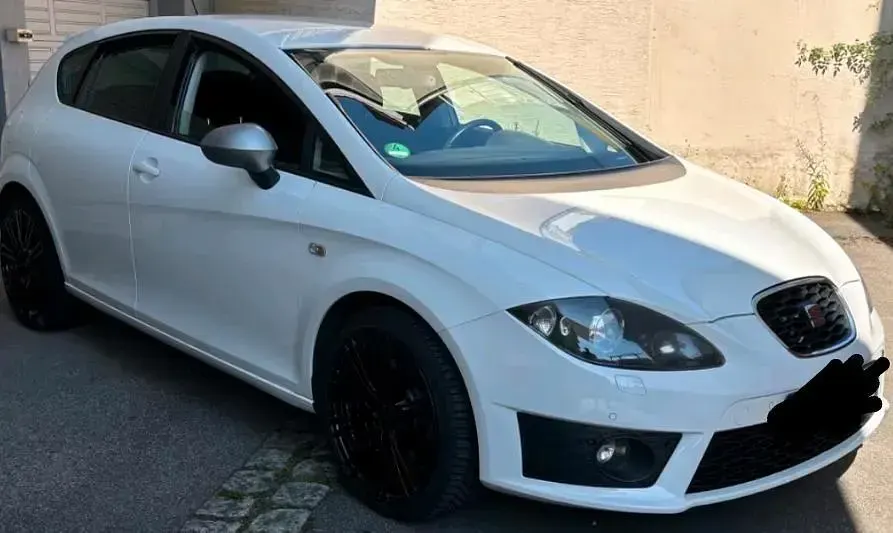 Gebraucht Seat Leon FR 211 PS (155 kW) 2009 Weiß Kleinwagen