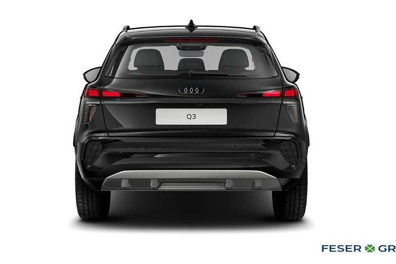 Neu Audi Q3 Advanced 150 PS (110 kW) 2025 Mythosschwarz metallic SUV