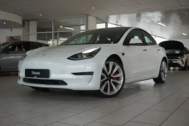 Gebraucht Tesla Model 3 Performance 461 kW (627 PS) 2022 Weiß metallic Limousine