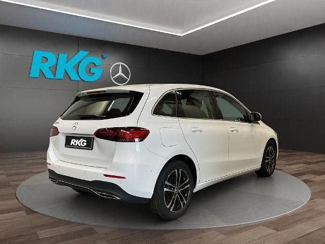 Gebraucht 2024 Mercedes B250e Van / Kleinbus | 31.760 € (Fairer Preis) - Bild 1/4