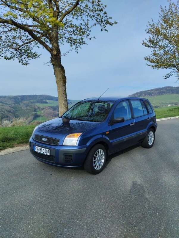 Gebraucht 2005 Ford Fusion Ambiente Limousine | 2.500 € (Fairer Preis) - Bild 1/4