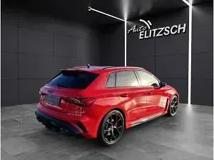 Neu Audi RS3 400 PS (294 kW) 2026 Rot (progressivrot metallic) Limousine