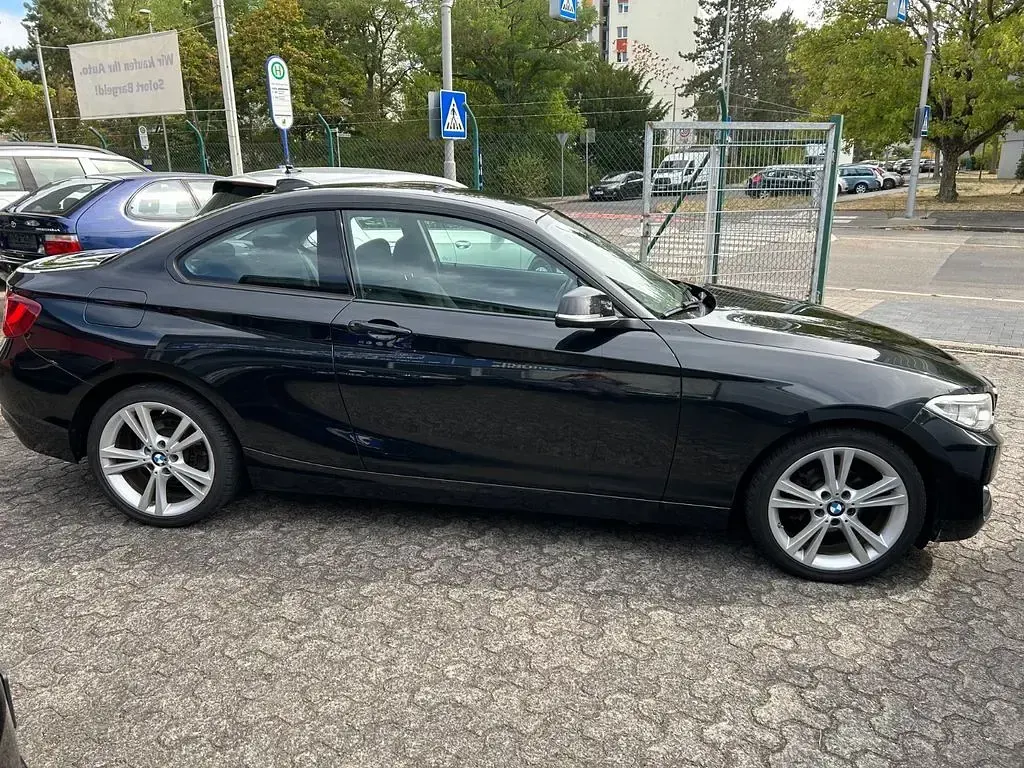 Gebraucht BMW 218 Advantage 136 PS (100 kW) 2017 Schwarz Coupé