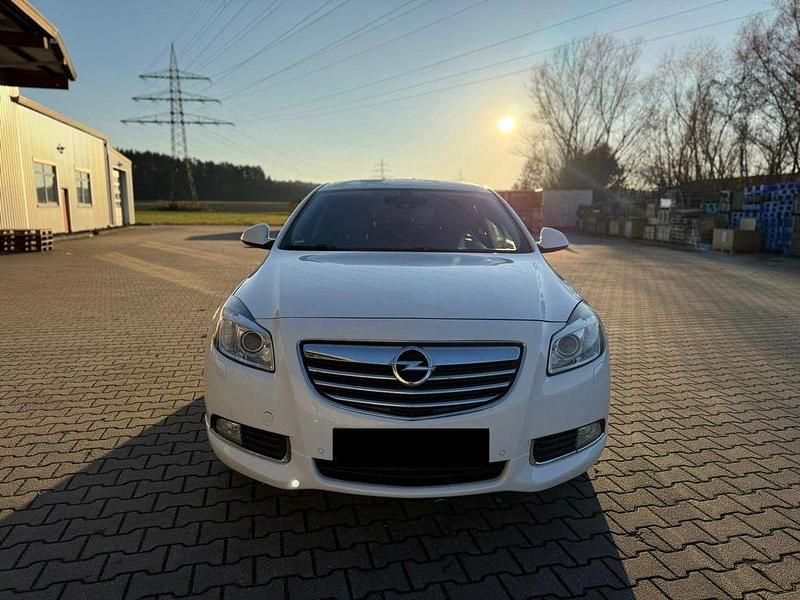Gebraucht Opel Insignia OPC 260 PS (191 kW) 2009 Weiß Limousine