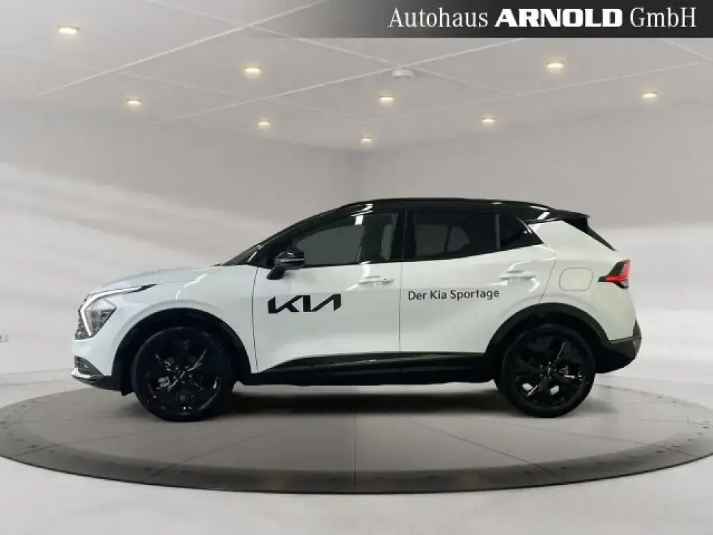 Gebraucht Kia Sportage 179 PS (131 kW) 2024 Carraraweiß/schwarz SUV