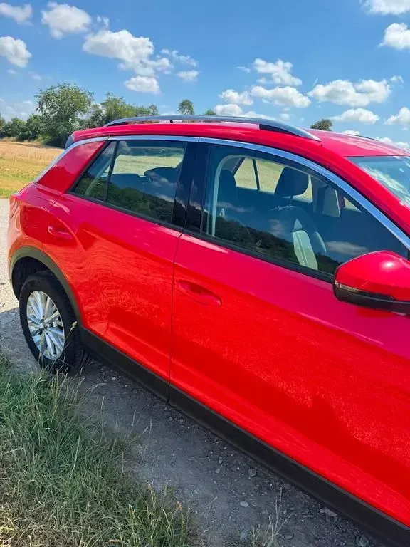 Gebraucht VW T-Roc 116 PS (85 kW) 2018 Rot SUV