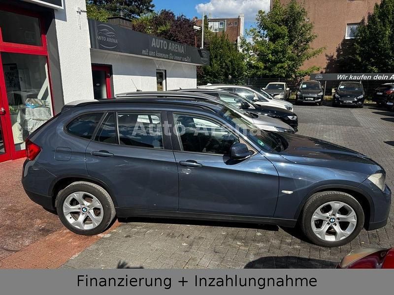 Blau Gebraucht 2011 BMW X1 Sport Line SUV | 6.990 € (Superpreis) - Bild 1/4