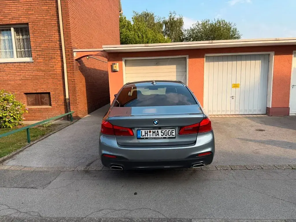 Gebraucht BMW 530 M Sport 252 PS (185 kW) 2019 Grau Limousine