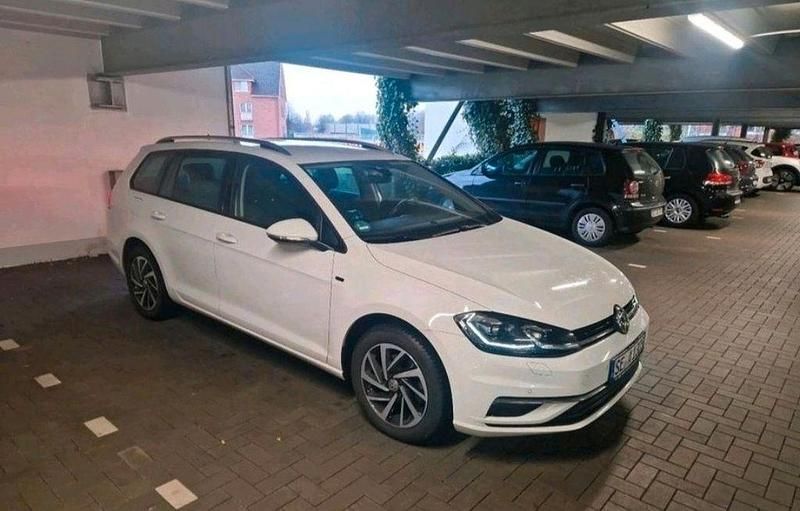 Gebraucht VW Golf VII Join 116 PS (85 kW) 2019 Weiß Kombi