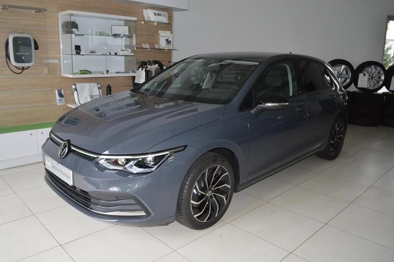 Andere farbe Gebraucht 2023 VW Golf VIII Move Limousine | 25.280 € (Fairer Preis) - Bild 1/4