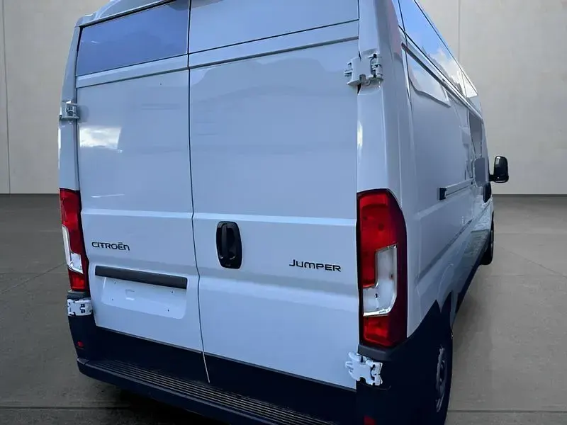 Gebraucht Citroën Jumper 140 PS (102 kW) 2025 Weiß Van / Kleinbus