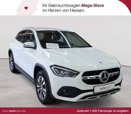 Gebraucht Mercedes GLA200 Style 150 PS (110 kW) 2021 SUV
