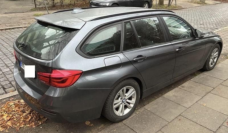Gebraucht BMW 320 Efficient Dynamics 163 PS (119 kW) 2018 Grau Limousine