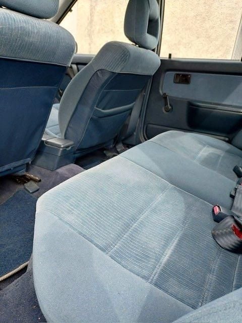 Gebraucht Mazda 323 84 PS (61 kW) 1990 Blau Limousine