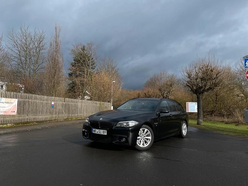 Gebraucht BMW 530 258 PS (189 kW) 2014 Schwarz Kombi