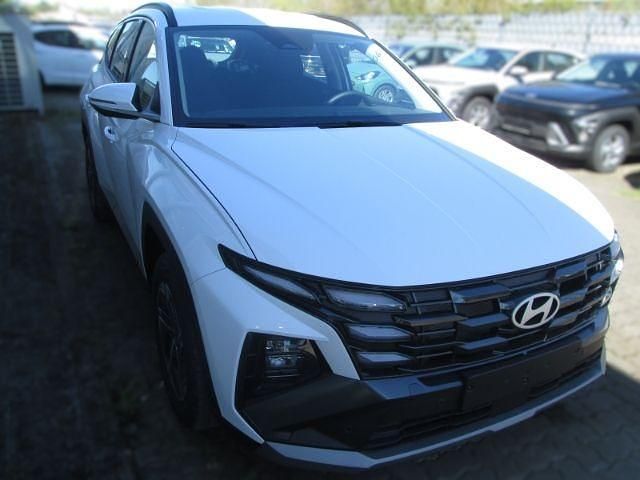 Neu Hyundai Tucson Select 150 PS (110 kW) 2026 Atlas white / sol SUV
