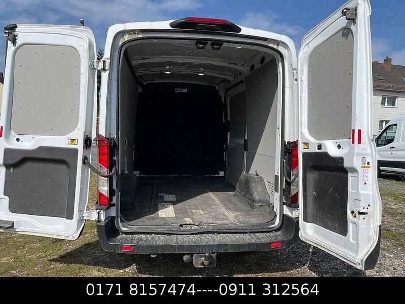 Gebraucht Ford Transit 105 PS (77 kW) 2019 Weiß Van / Kleinbus