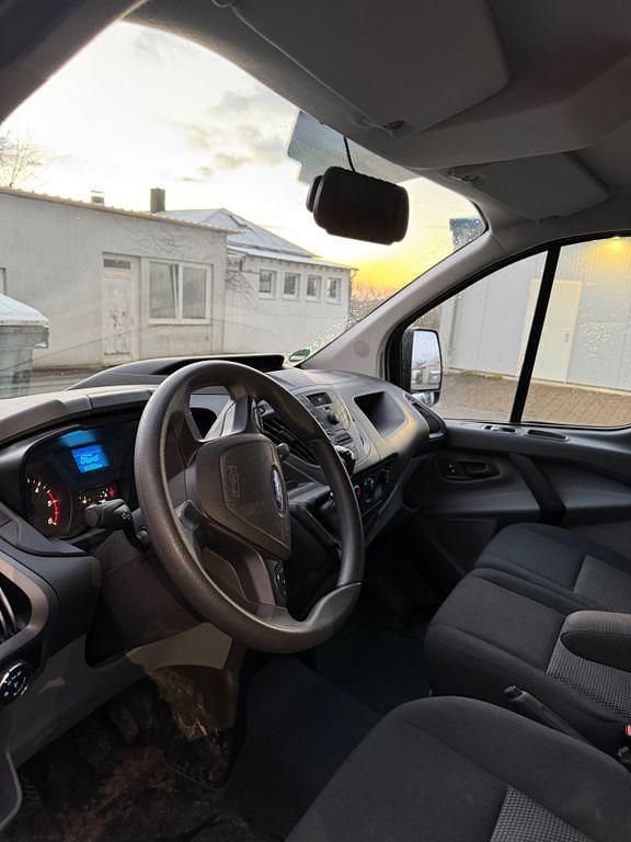 Gebraucht Ford Transit Custom 105 PS (77 kW) 2018 Schwarz