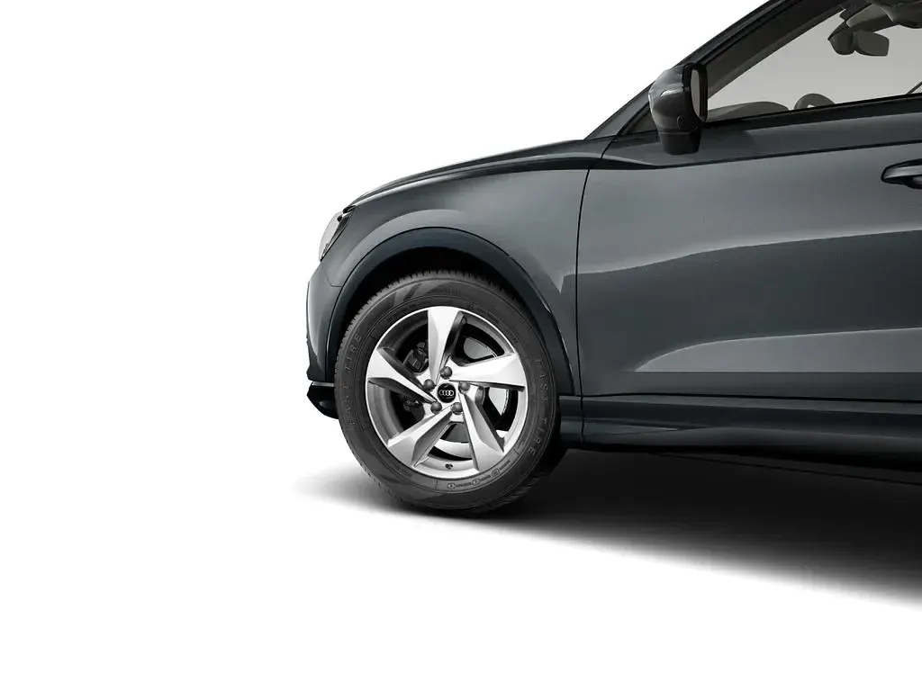 Gebraucht Audi Q3 Advanced 150 PS (110 kW) 2025 Nanograu metallic SUV