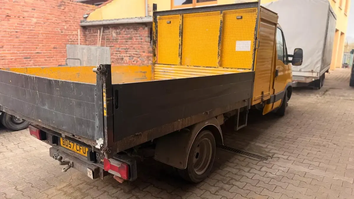Gebraucht Iveco 35.12 116 PS (85 kW) 2007 Gelb Van