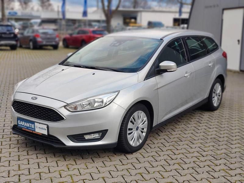 Gebraucht Ford Focus Business Edition 120 PS (88 kW) 2018 Silber Limousine