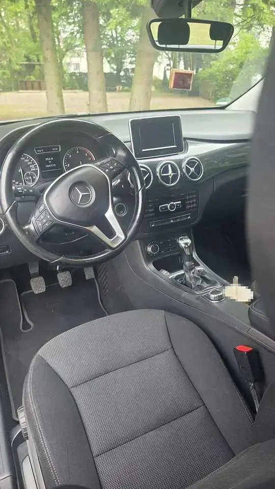 Gebraucht Mercedes B180 109 PS (80 kW) 2013 Kleinwagen