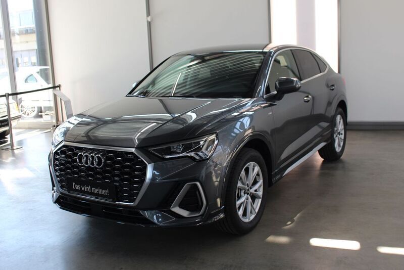 Grau (metallic) Gebraucht 2022 Audi Q3 Sportback Ambiente SUV | 38.200 € (Fairer Preis) - Bild 1/4
